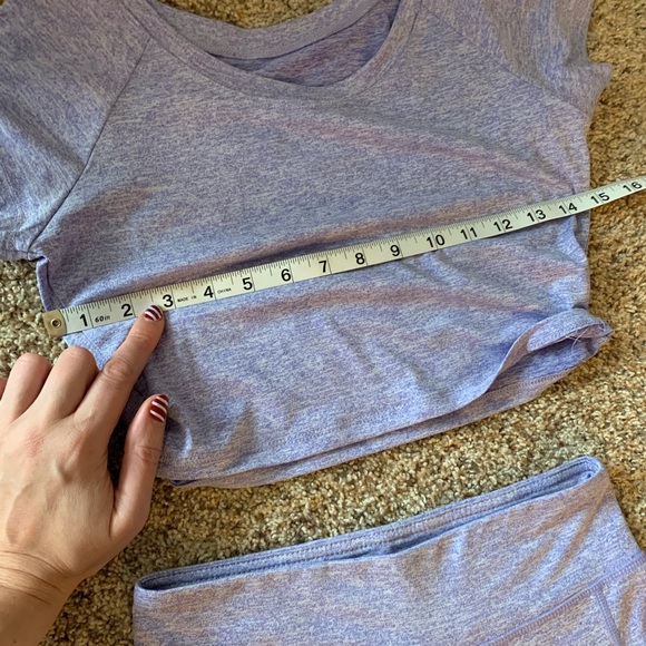 Cute light purple work out set - Picture 3 of 3